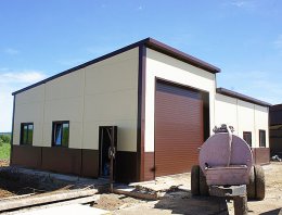  Автокомплекс  из сэндвич-панелей, построенная компанией Альянс -  Автокомплекс , п. Афанасьево, Кировская область